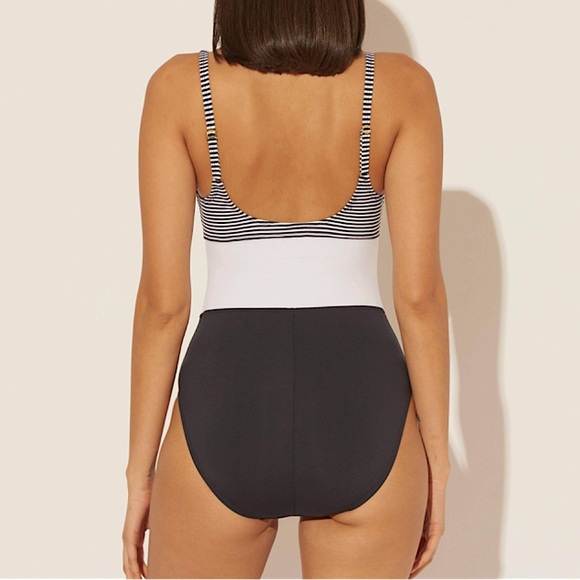 Bleu Rod Beattie Inside The Line One Piece - Picture 2 of 12